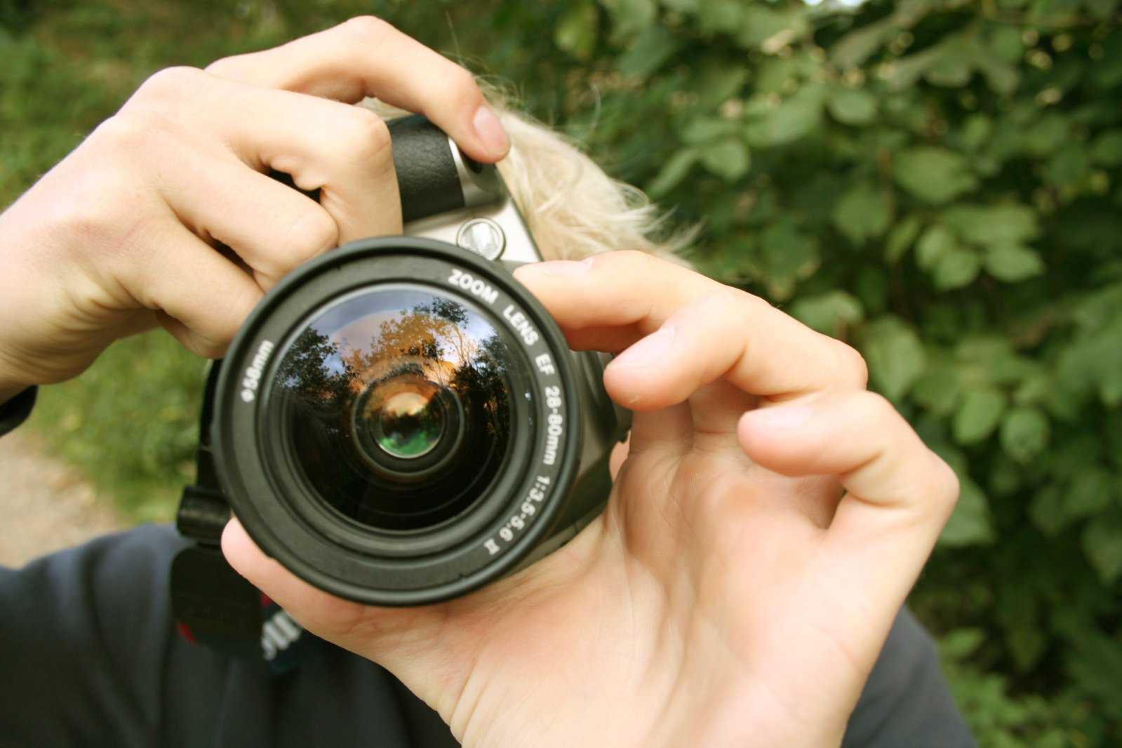 Как купить б/у фотоаппарат или объектив на авито и что нужно знать при покупке подержанной камеры
