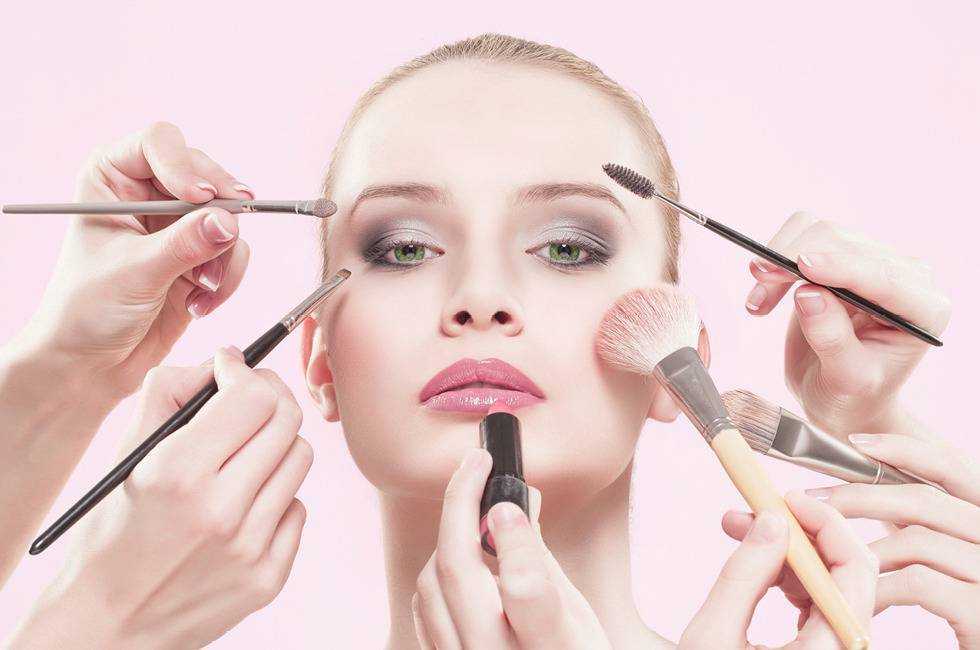 Идеальный макияж летом: как ухаживать за кожей лица и какие образы выбрать :: инфониак