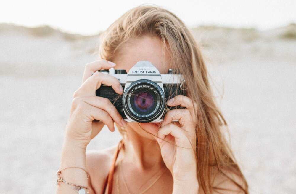 Как отзеркалить фото: 10 лучших способов