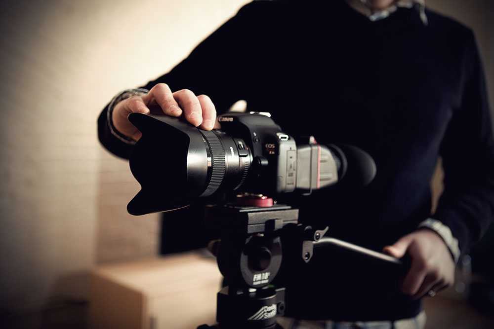 Как снимать видеорепортаж мероприятия с фотоаппаратом / съёмка для начинающих / уроки фотографии