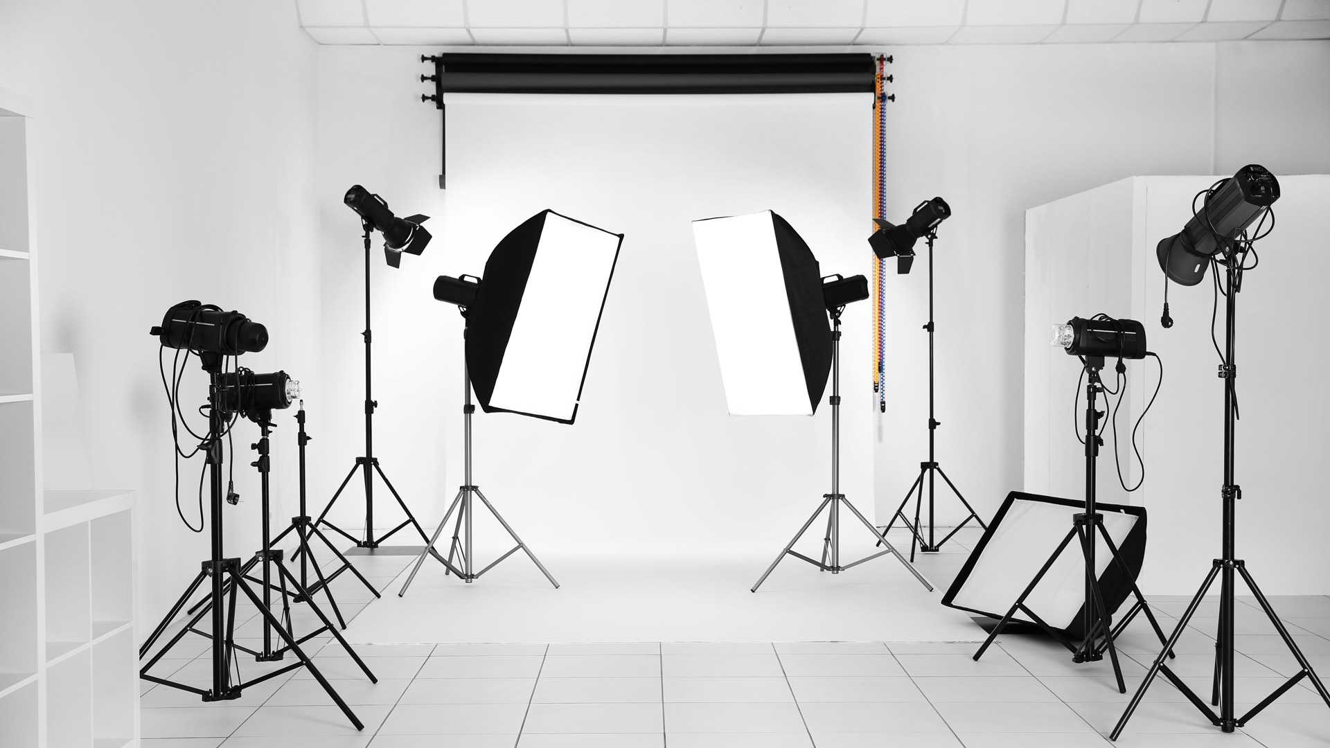 Импульсный свет для фотостудии: преимущества и недостатки