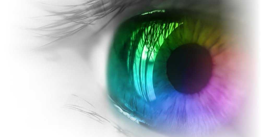 Мерцание в глазах: причины симптома, возможная сопутствующая головная боль и что делать при таком симптоме
