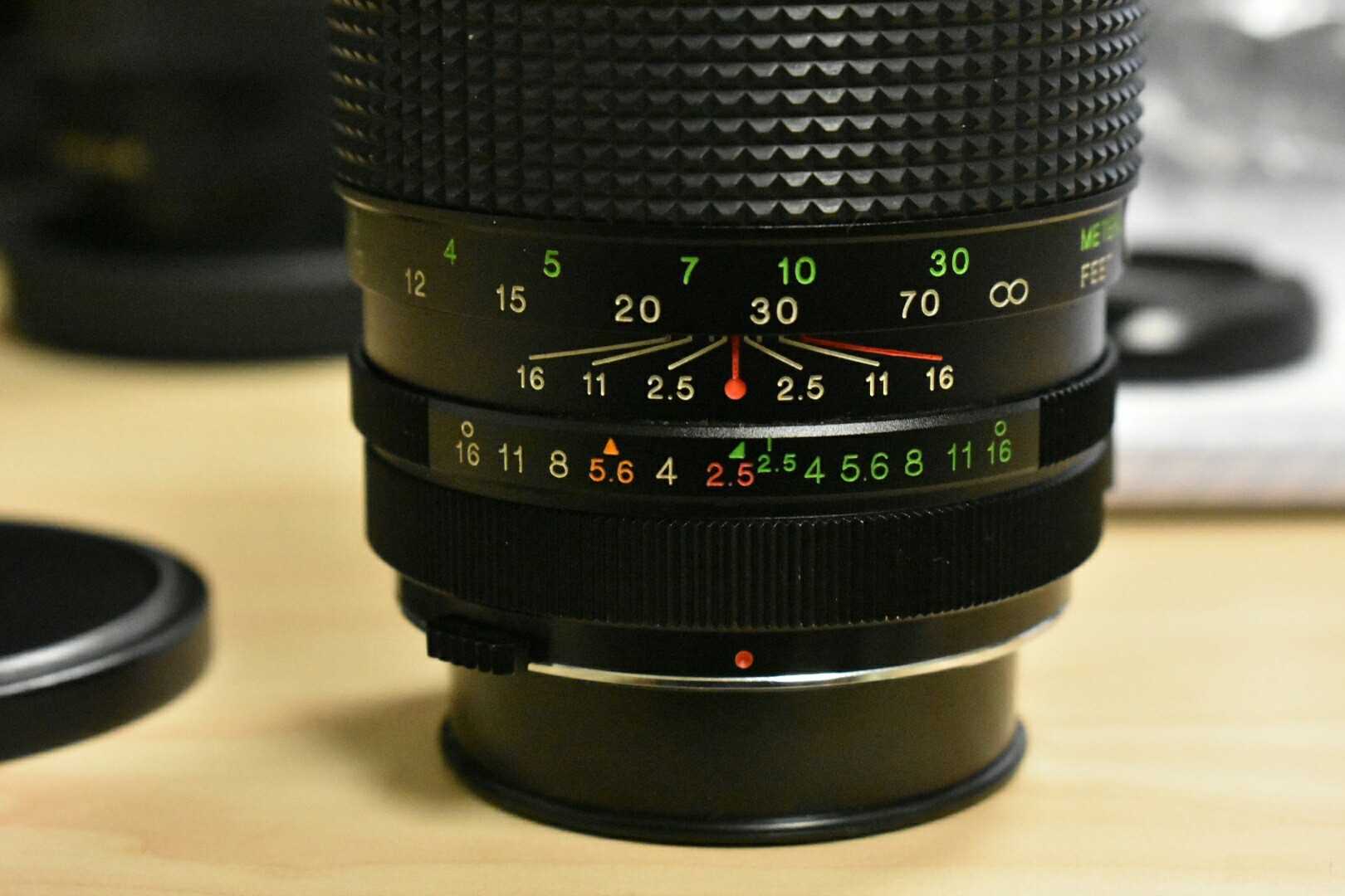 Объектив основные. Vivitar Pentax 135mm f/2.8. Vivitar 135mm f/2.5. Vivitar 28-70mm f/3.5-4.5 MC macro. Камера c-202 f=35mm Lens.